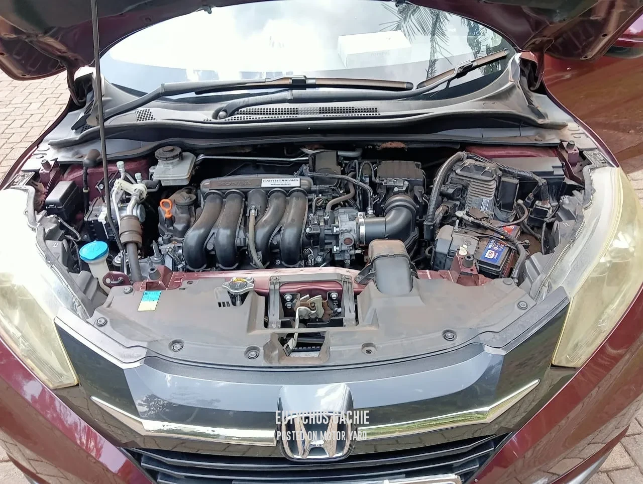 Honda Vezel 2014 Maroon