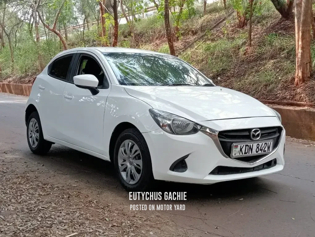 Mazda Demio 2016 White