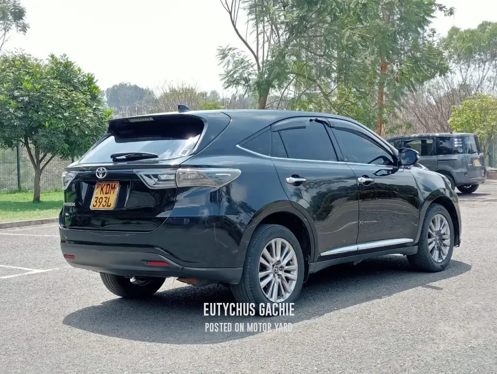 Toyota Harrier 2016 Black