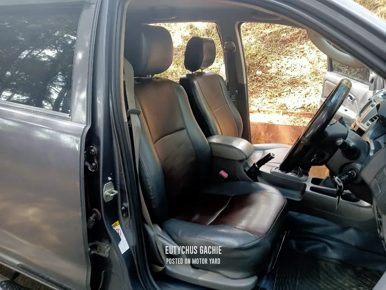 Toyota Hilux Vigo D/Cab 2012 Silver