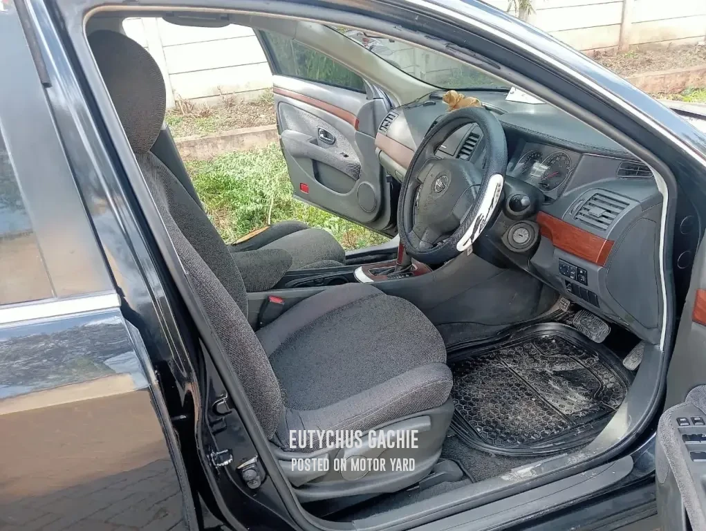 Nissan Bluebird 2007 Black
