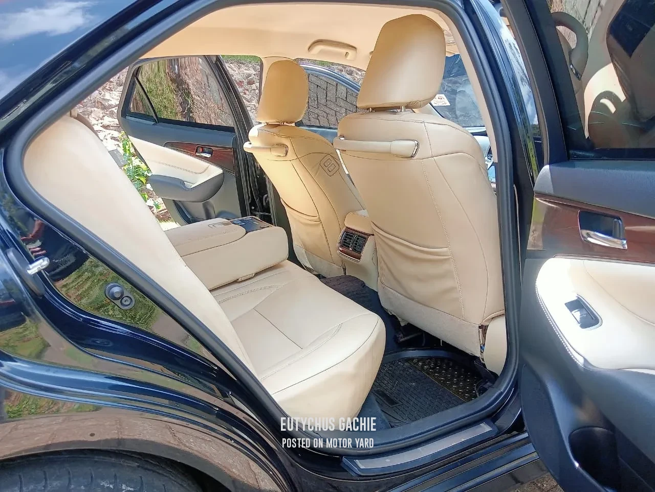 Toyota Crown 2014 Black