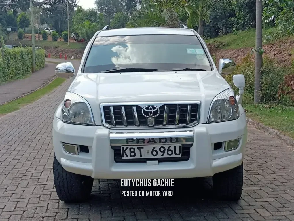 Toyota Land Cruiser Prado J120 2006 White