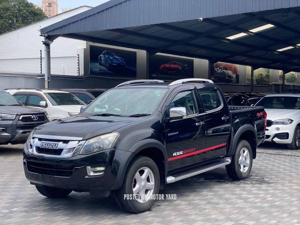 Isuzu D-Max 2016 Black
