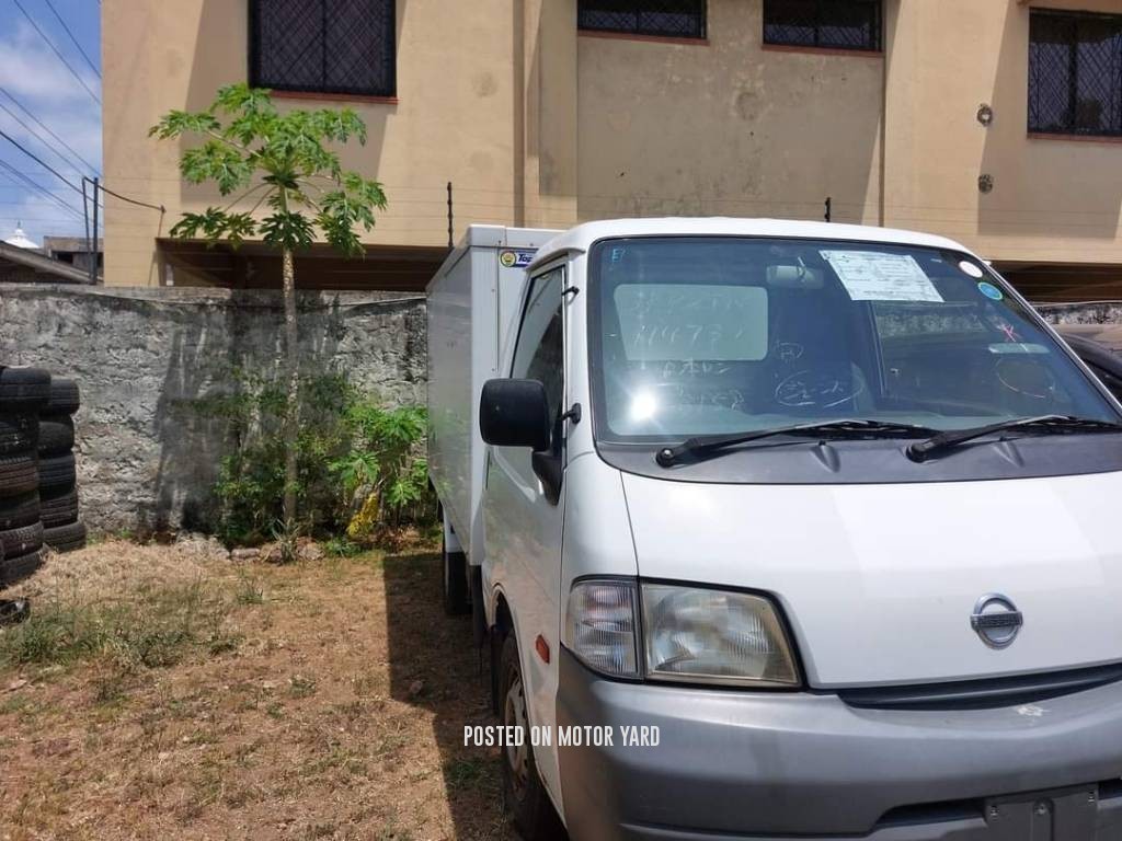 Nissan Vanette 2016 Pearl