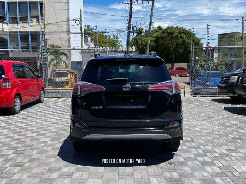 Toyota Rav4 2016 Black