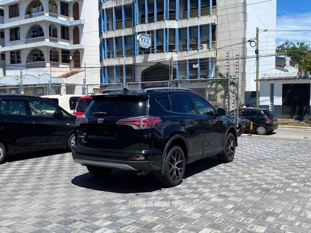 Toyota Rav4 2016 Black