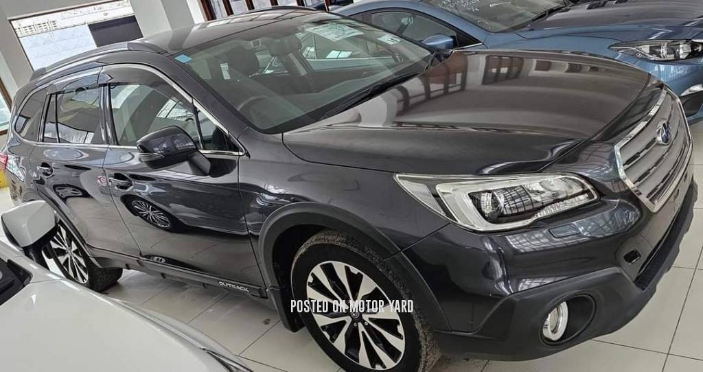 Subaru Outback 2017 Black