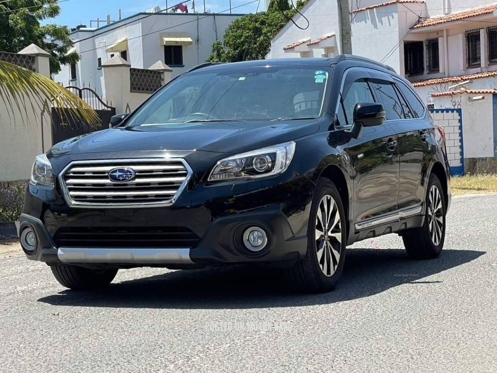 Subaru Outback 2017 Black