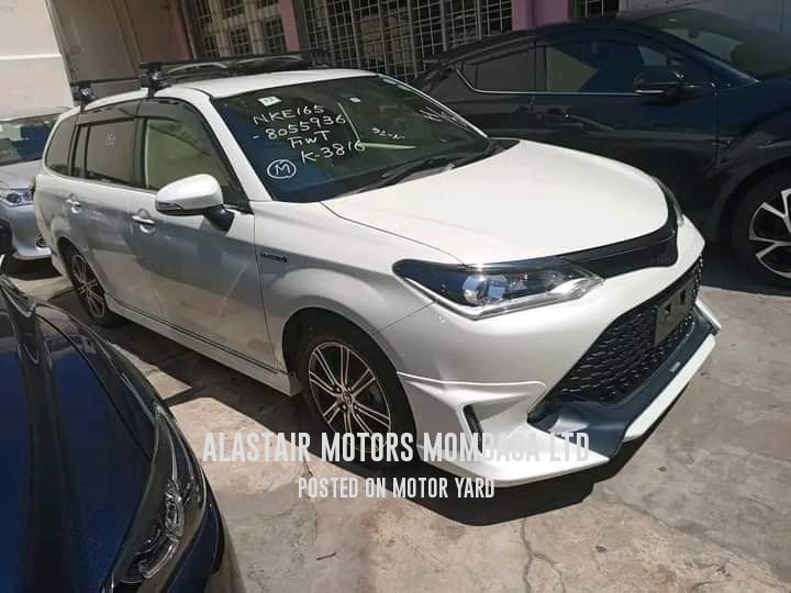 Toyota Fielder 2018 White