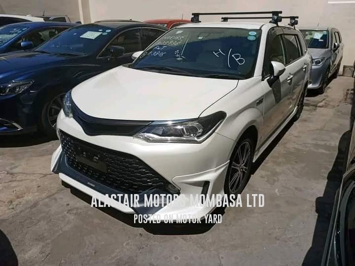 Toyota Fielder 2018 White