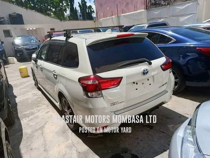 Toyota Fielder 2018 White