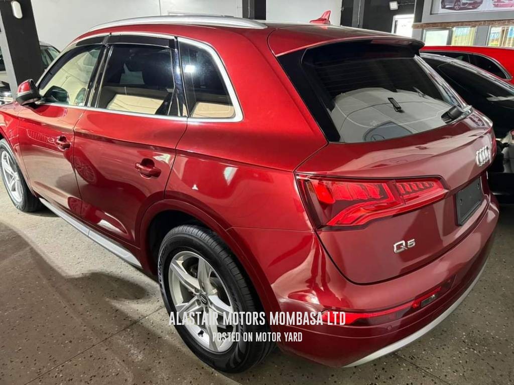 Audi Q5 2017 Red