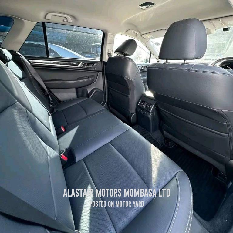 Subaru Outback 2017 White