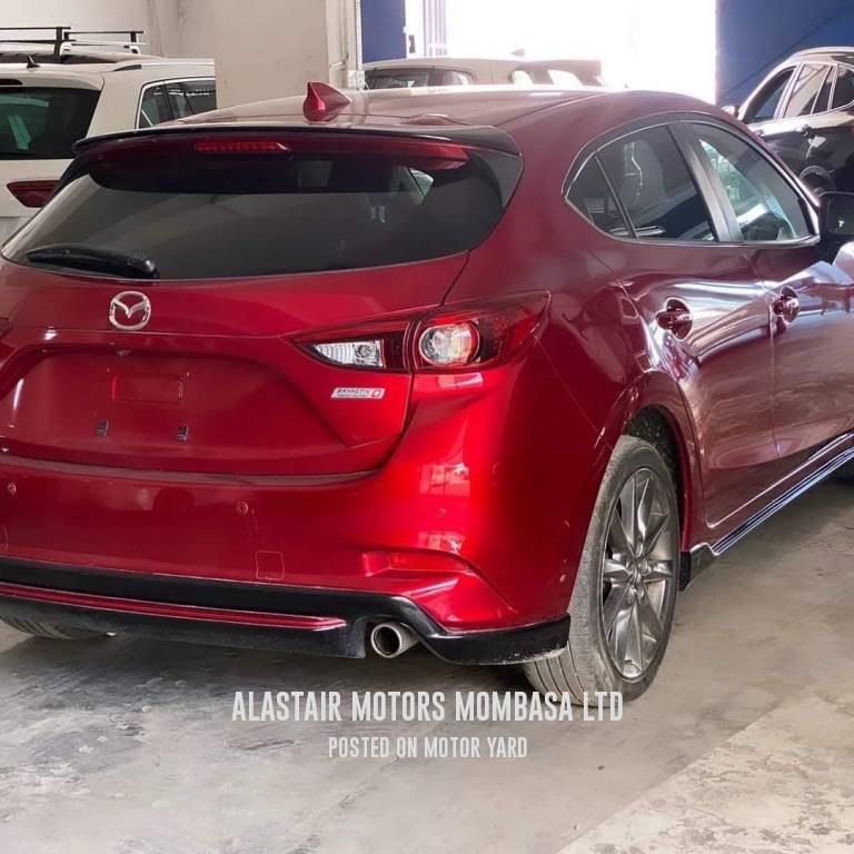 Mazda Axela 2018 Red