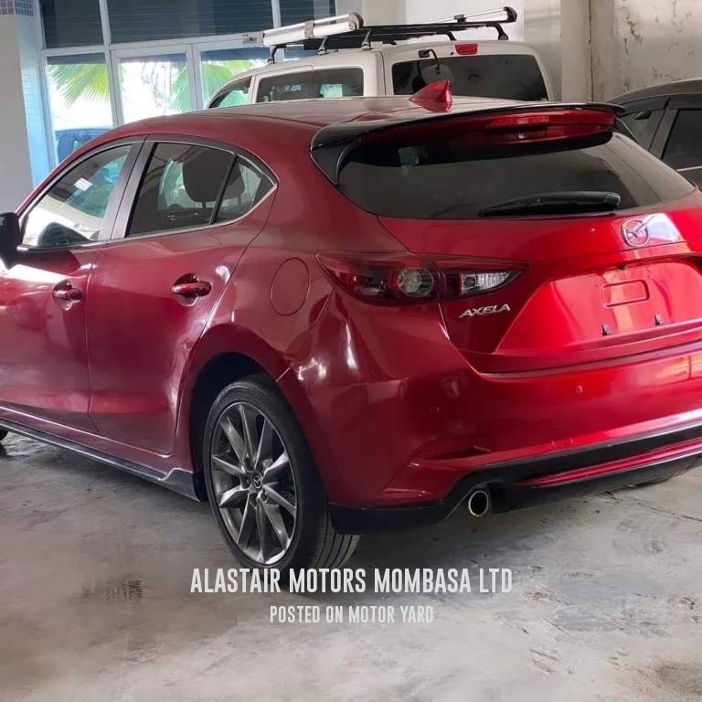 Mazda Axela 2018 Red