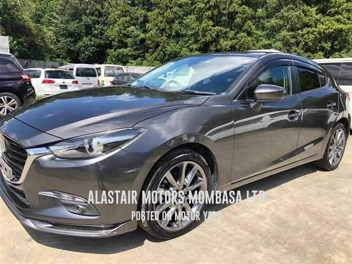 Mazda Axela 2017 Grey