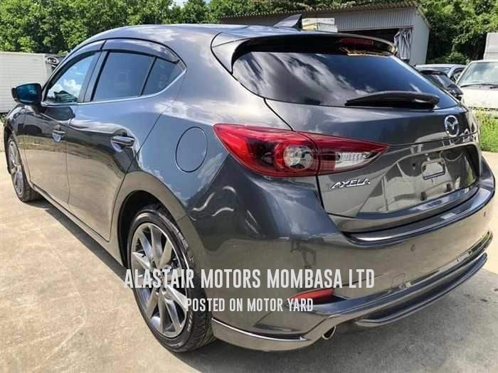 Mazda Axela 2017 Grey