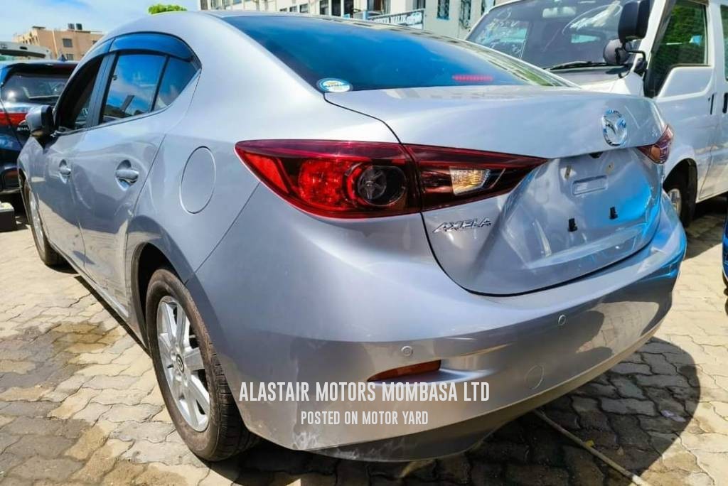 Mazda Axela 2017 Silver