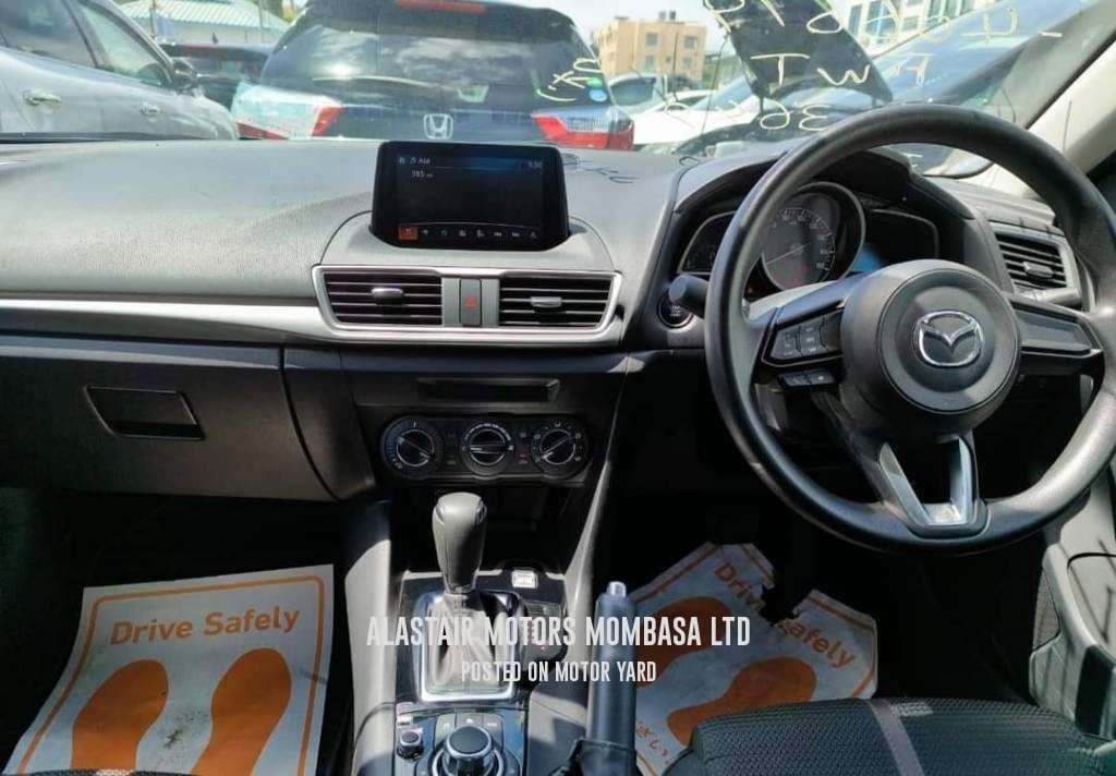 Mazda Axela 2017 Silver