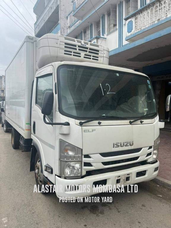 Isuzu ELF 2016 White