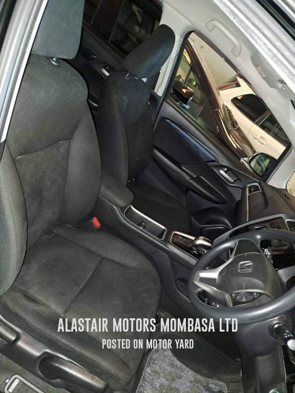 Honda Fit Shuttle 2017 Blue