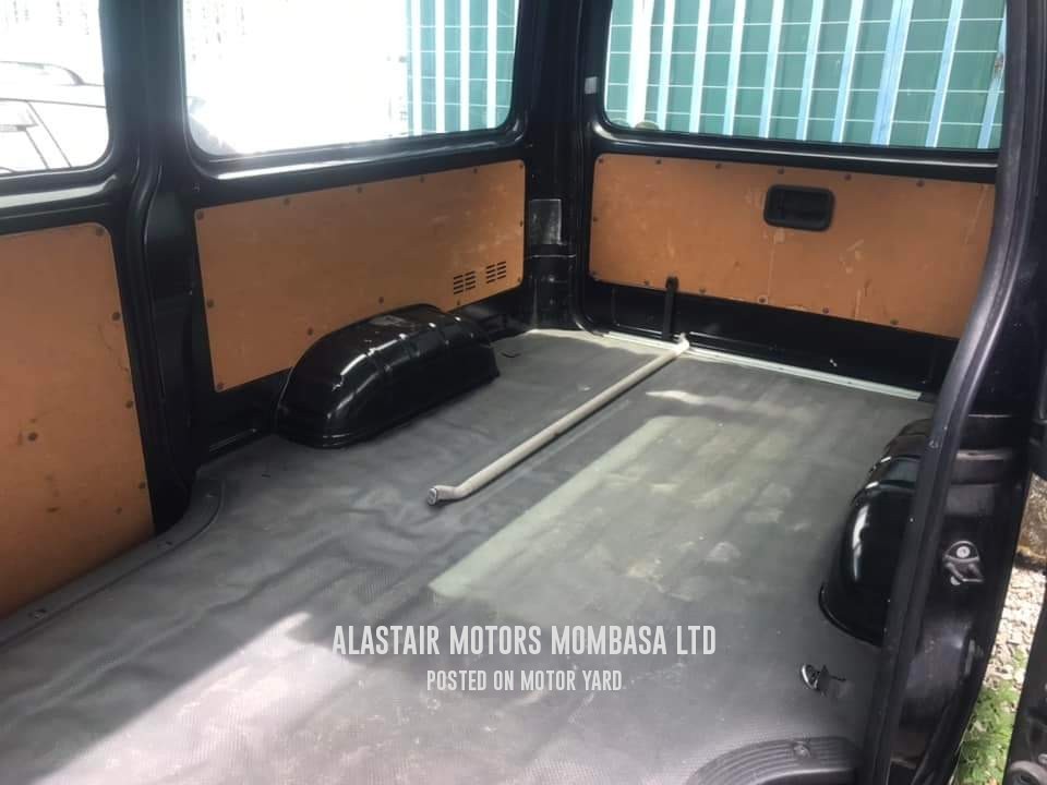 Toyota HiAce 2017 Black