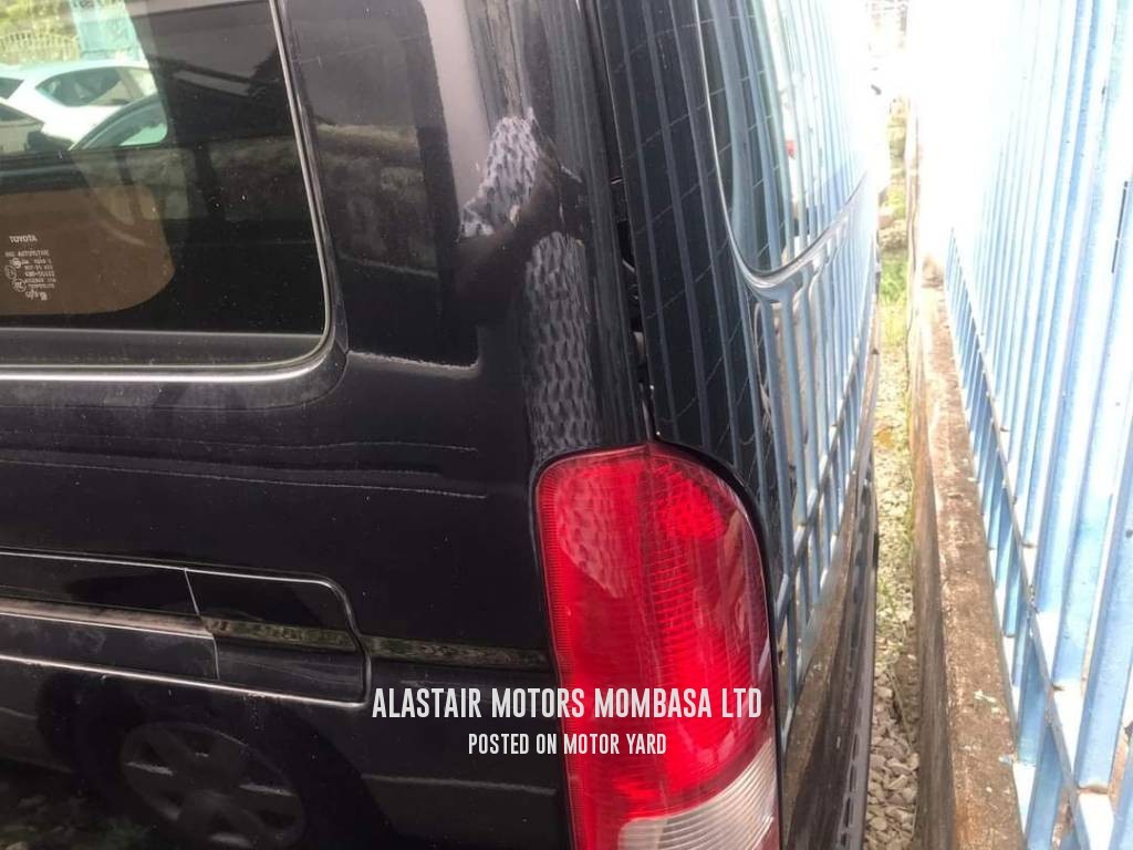 Toyota HiAce 2017 Black