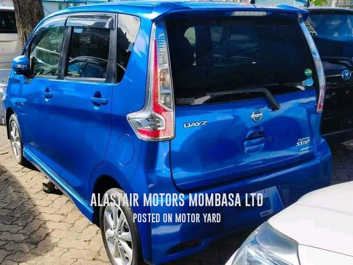 Nissan Dayz 2017 Blue