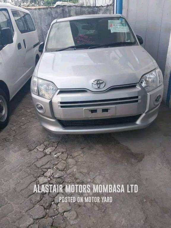Toyota Probox 2017 Silver