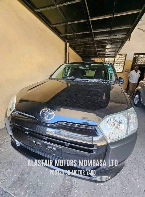 Toyota Probox 2017 Silver