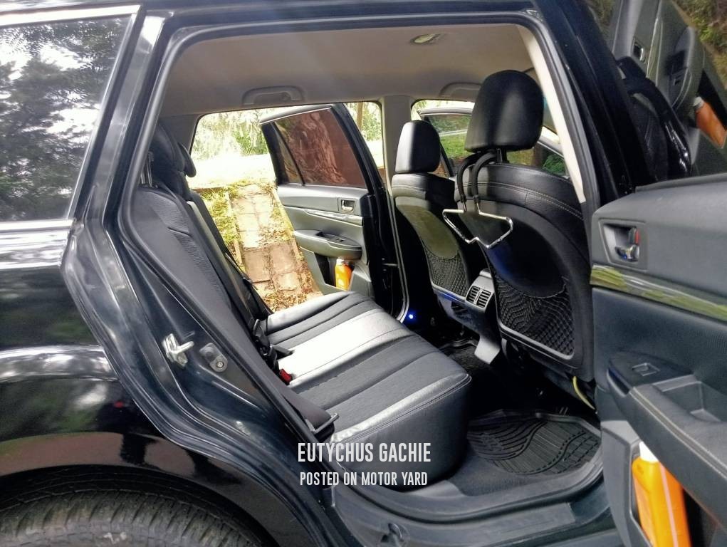 Subaru Outback 2010 Black