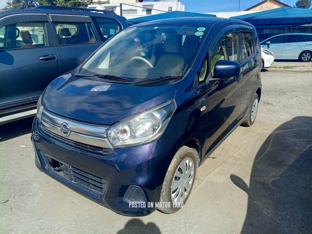 Nissan Dayz 2017 Black