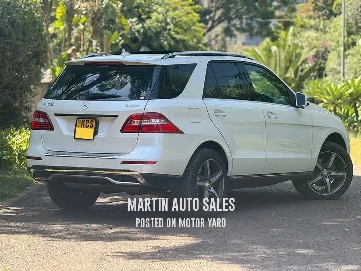 Mercedes-Benz ML350 2013 White