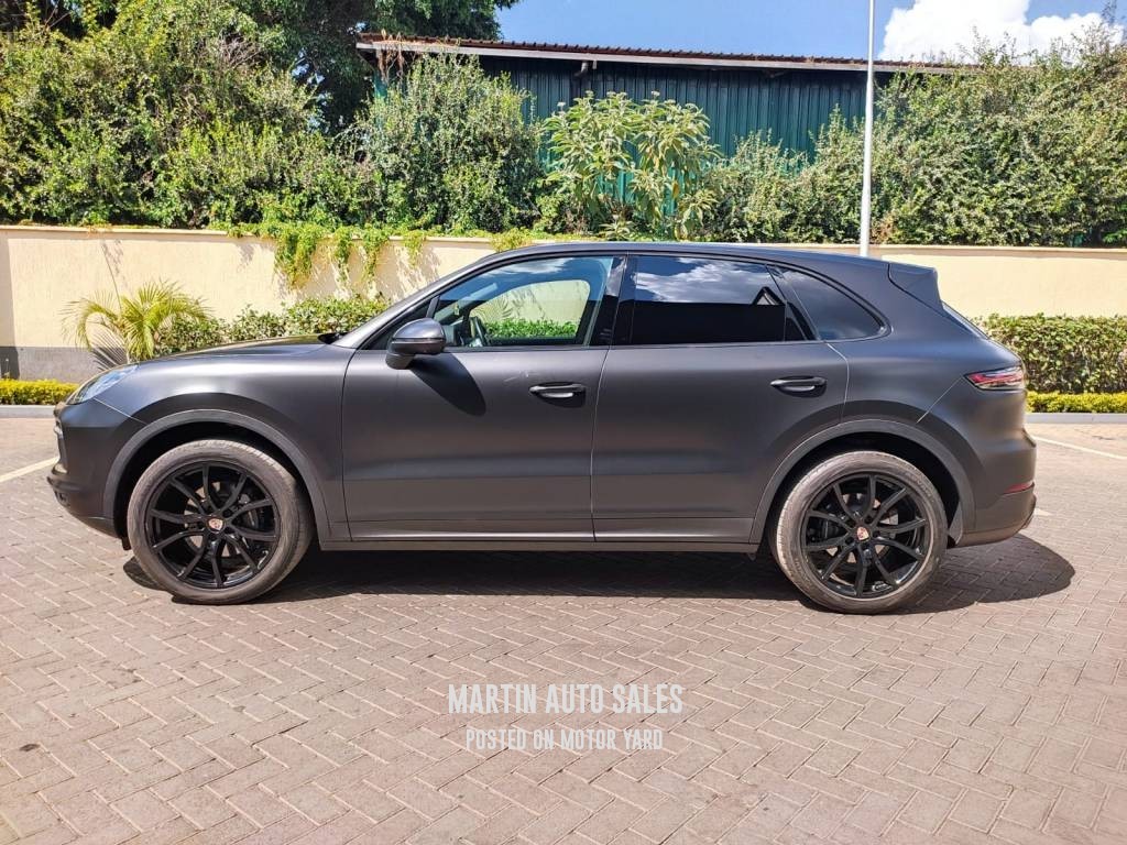 Porsche Cayenne 2018 Black
