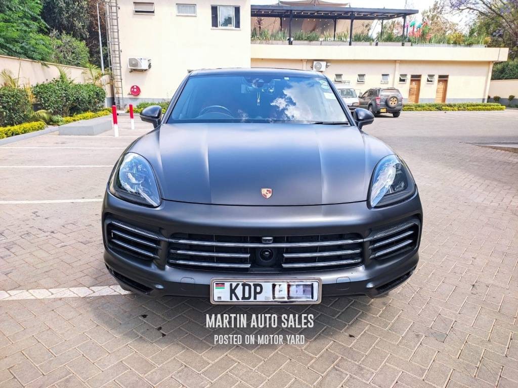 Porsche Cayenne 2018 Black