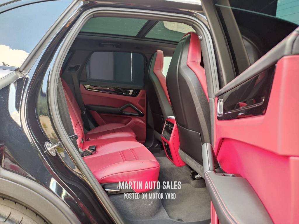 Porsche Cayenne 2018 Black