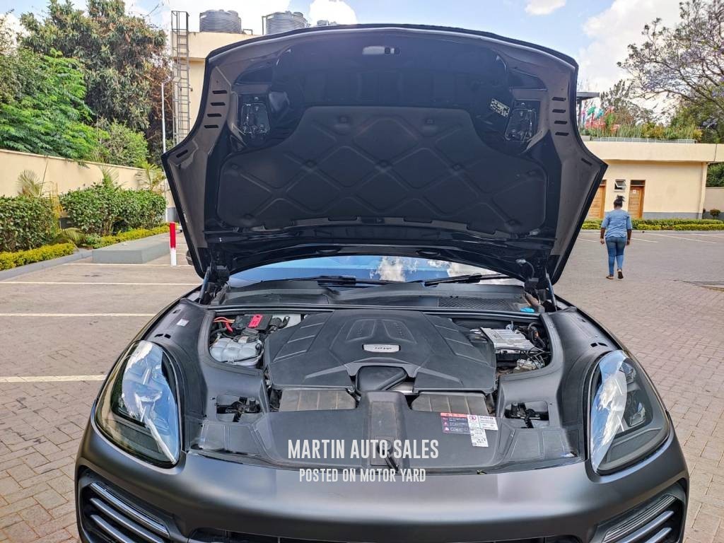 Porsche Cayenne 2018 Black