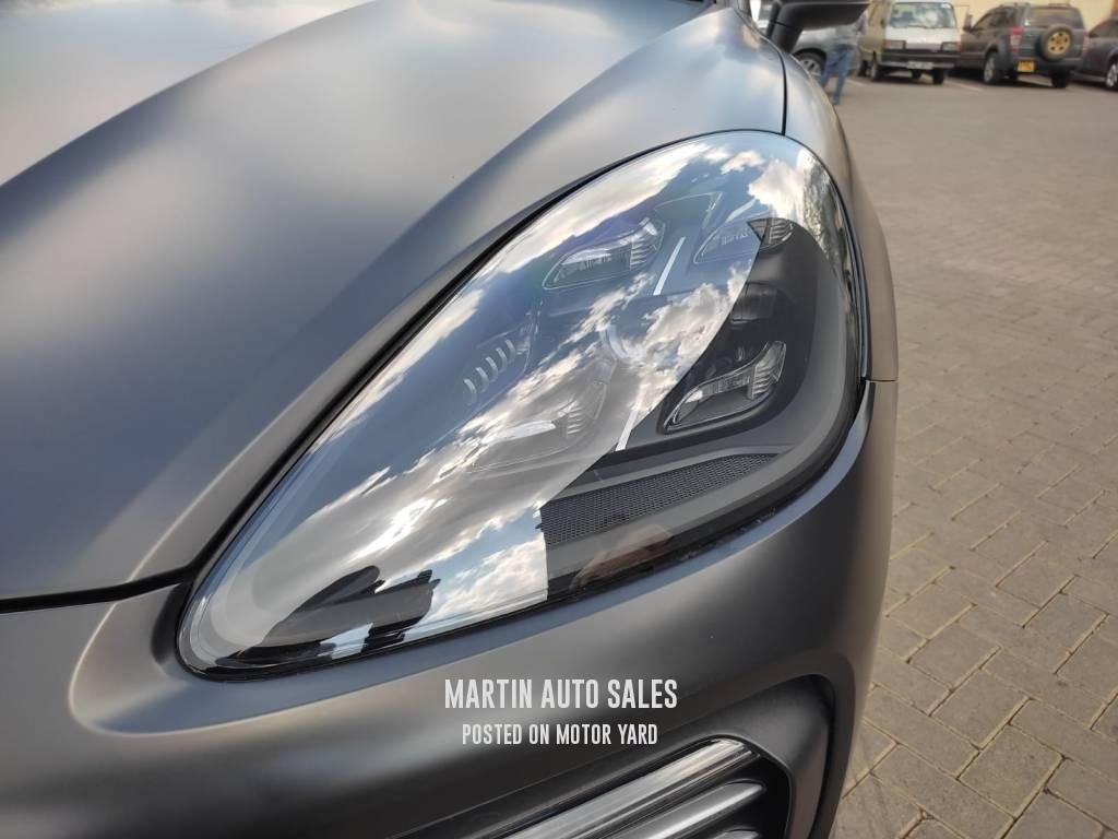 Porsche Cayenne 2018 Black