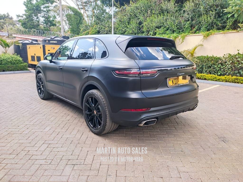 Porsche Cayenne 2018 Black