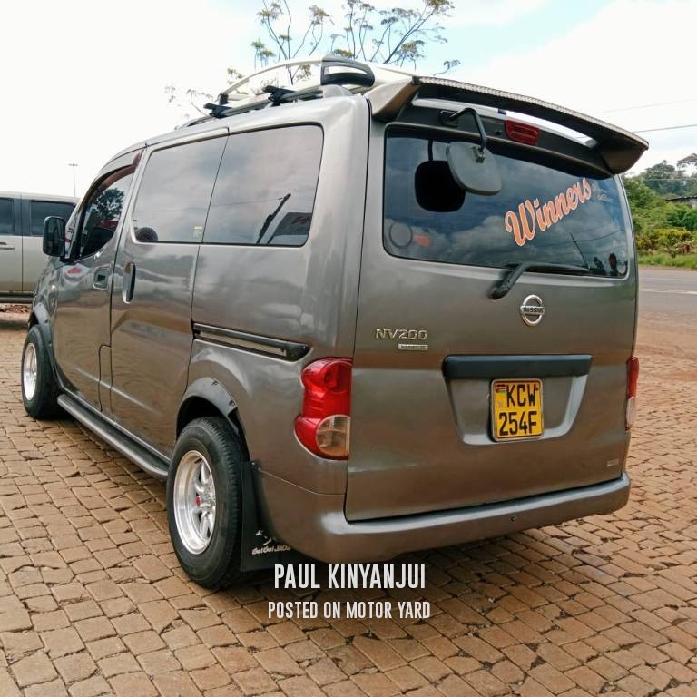 Nissan NV200 2012 Grey