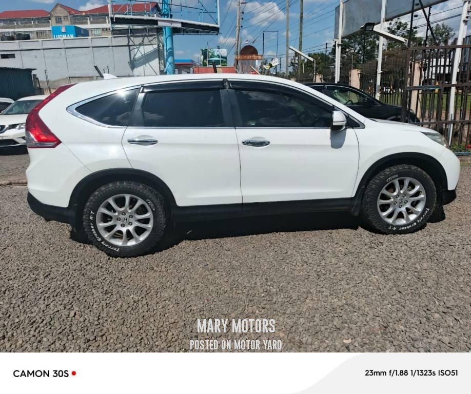 Honda CR-V 2012 White