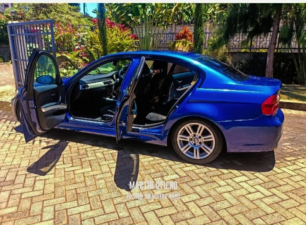 BMW 320i 2008 Blue