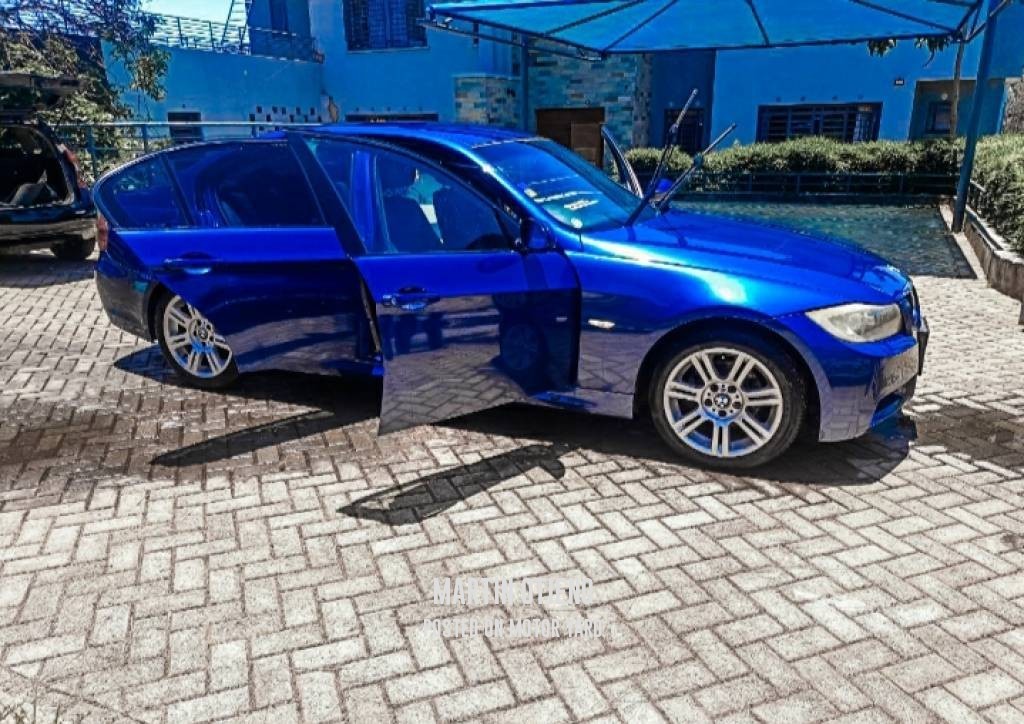 BMW 320i 2008 Blue