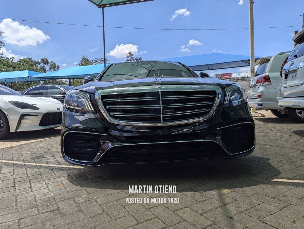 Mercedes-Benz  2015 Black