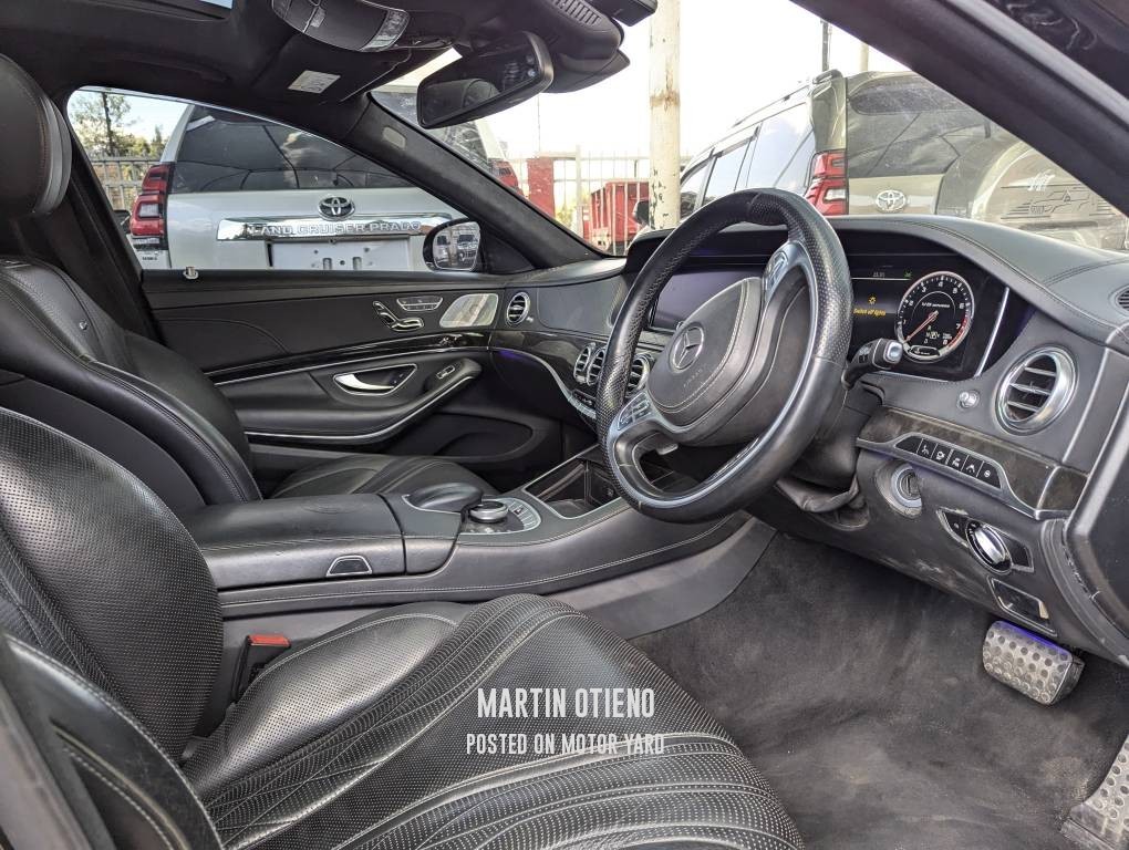 Mercedes-Benz  2015 Black