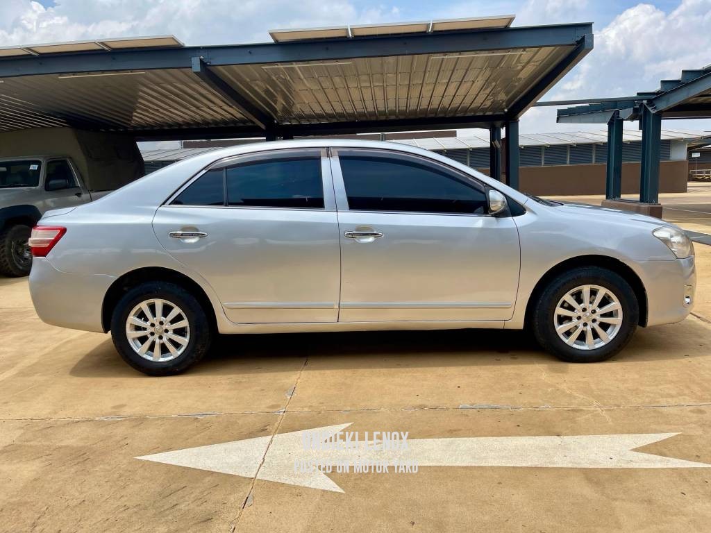 Toyota Premio 2012 Grey