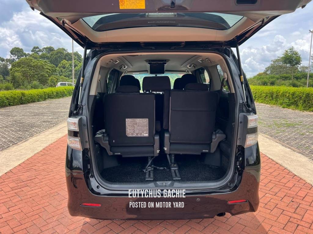 Toyota Alphard 2015 Black