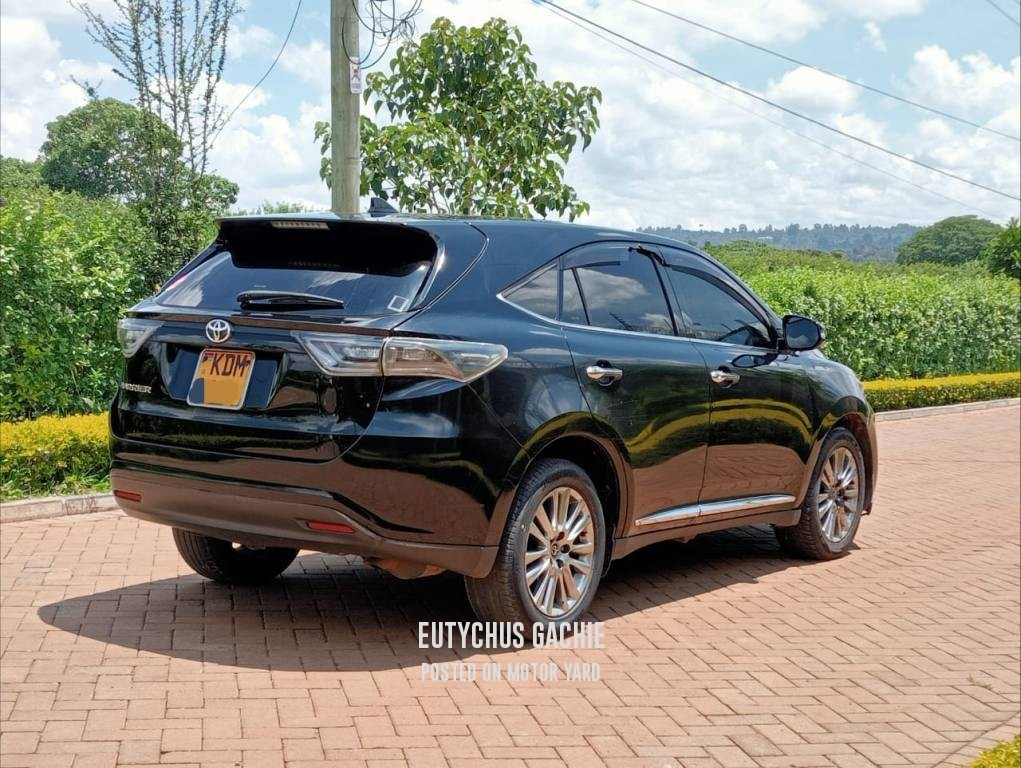 Toyota Harrier 2016 Black
