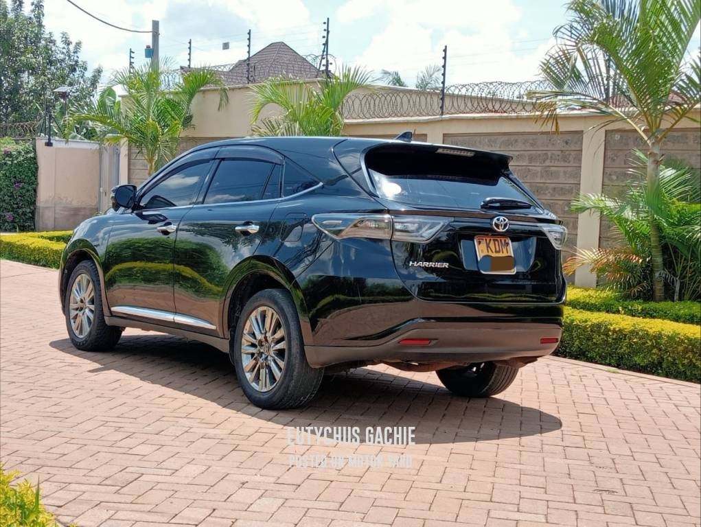 Toyota Harrier 2016 Black